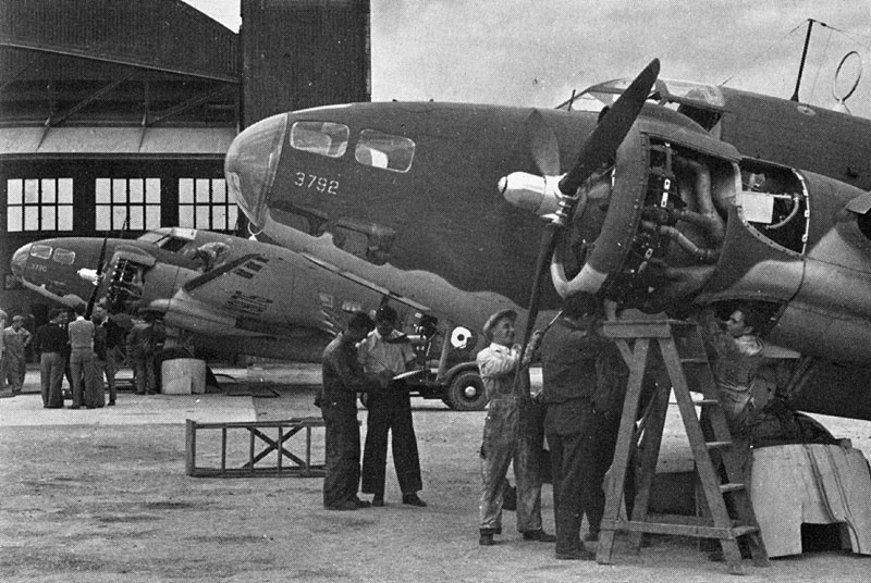 Photo: Hudsons getting delivery check as they pass through Gander, Newfoundland, in 1941.