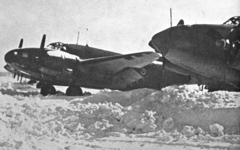 Photo: Hudsons at Dorval Airport during a typical Canadian winter.